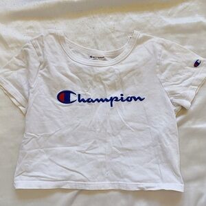 White Champion Cropped Shirt 🤍 Size S